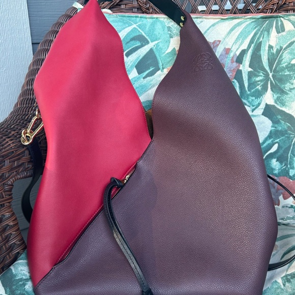 LOEWE Bi-Colour Sling Hobo - SOLD - Picture 11 of 12